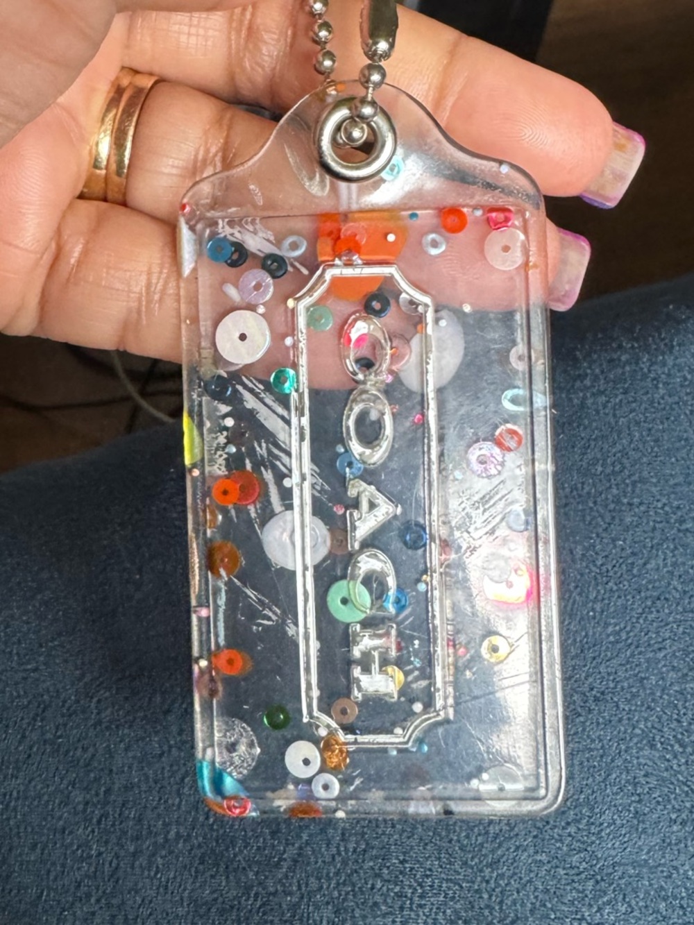 Coach 3” Poppy Clear Confetti Hangtag - Picture 5 of 5